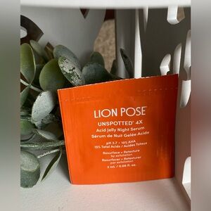 Lion Pose Unspotted 4x acid jelly night serum sample OR 6/$12 you pick combo